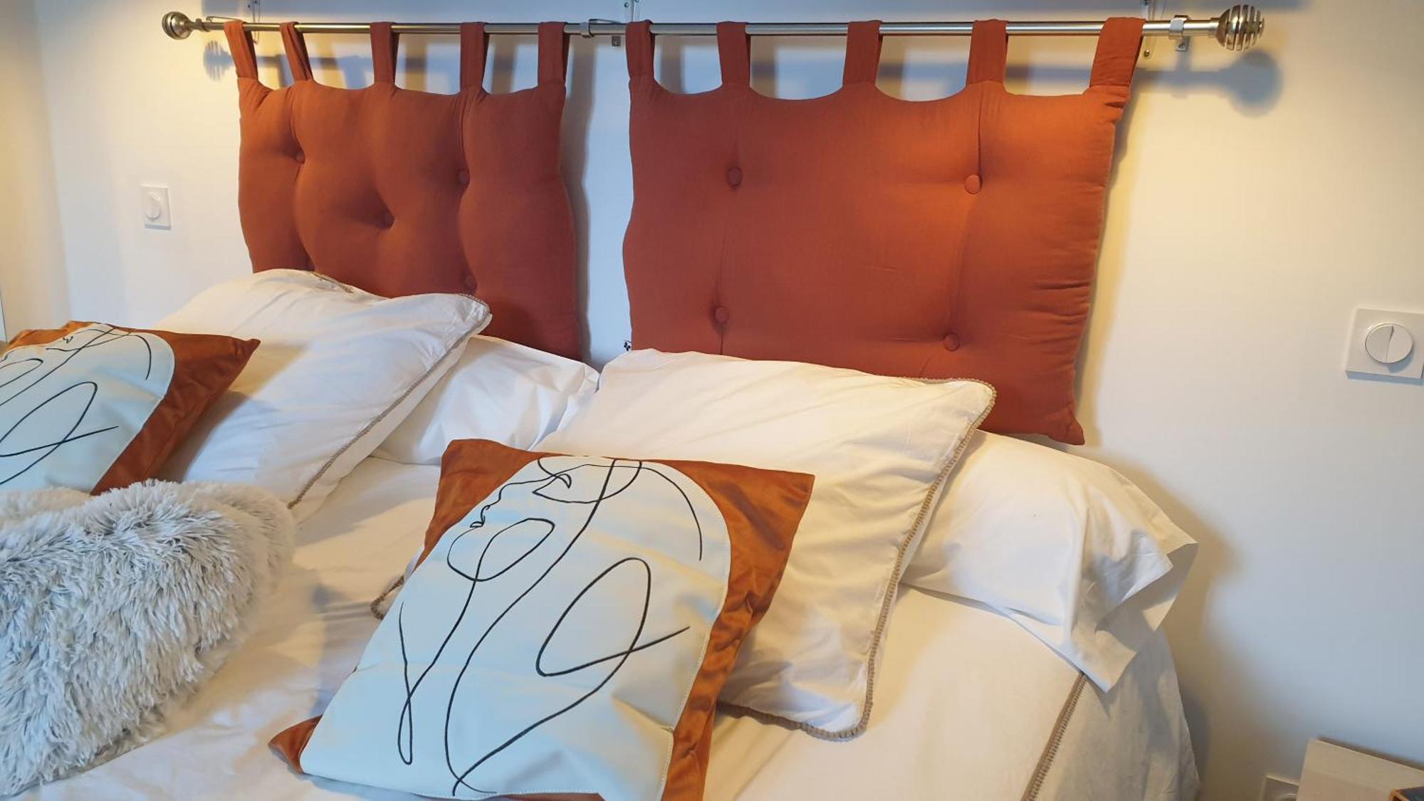 Love Room- Spa- Escale Amoureuse Puygaillard-de-Quercy Exteriör bild